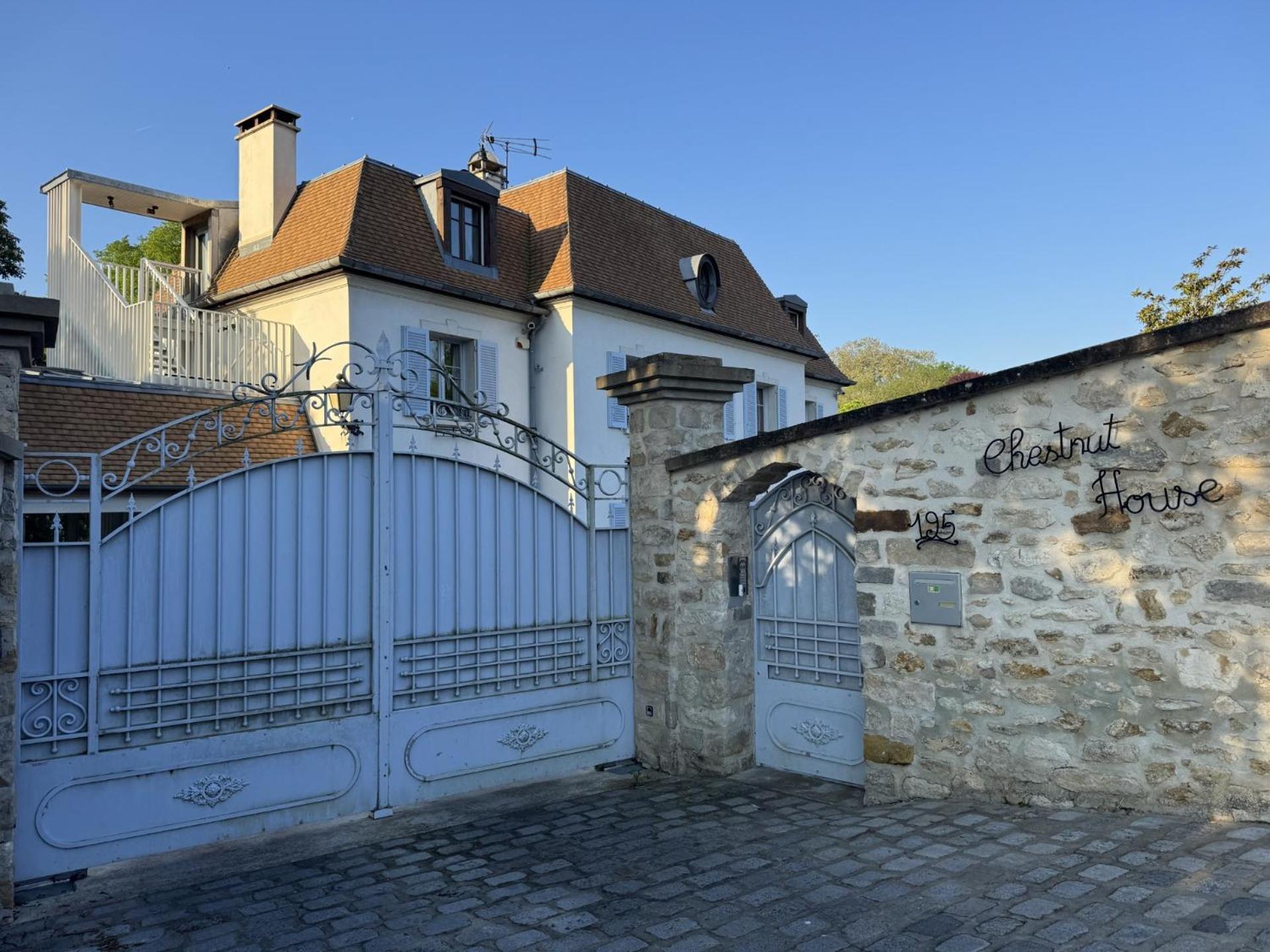 Chestnut House Appartment Le Mée-sur-Seine Eksteriør billede