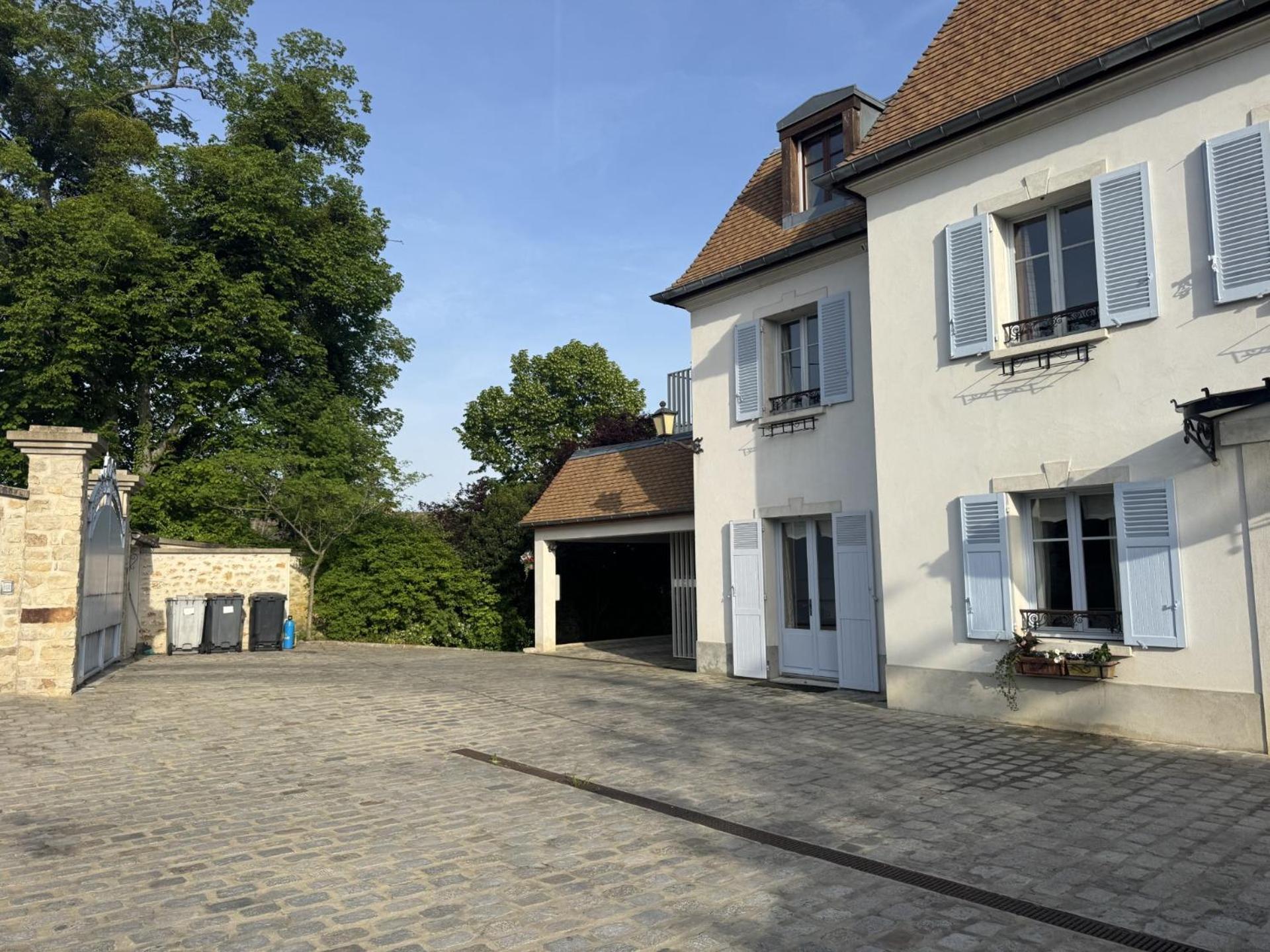 Chestnut House Appartment Le Mée-sur-Seine Eksteriør billede